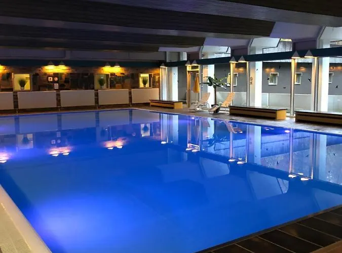 Ferienwohnung Linda Incl Pool, Sauna & Tiefgarage
